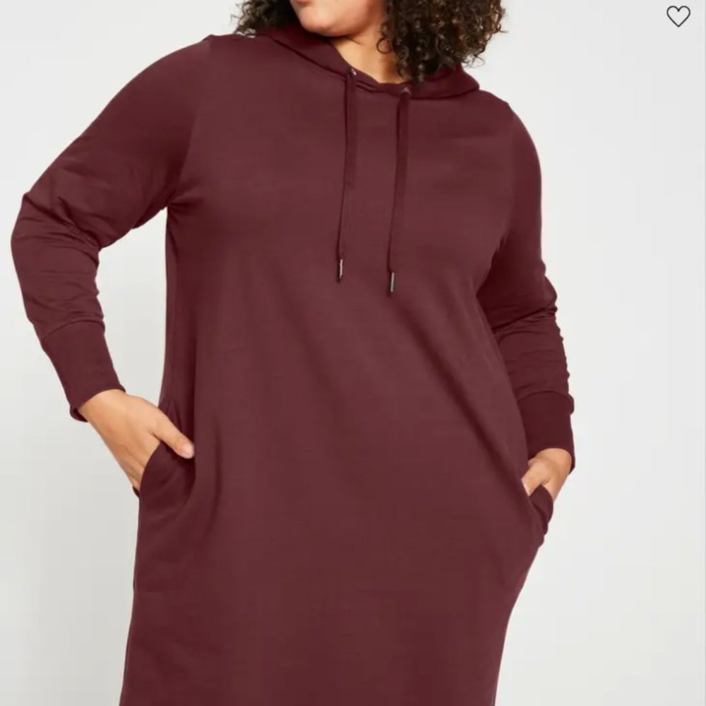 New Universal standard hoodie dress in black and in cherry size XL (26-28) plus